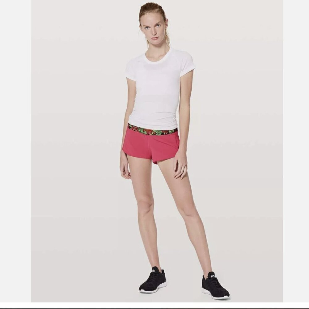 Lululemon LULULEMON SPEED UP SHORT 2.5" FUCHIA PINK ZEN GARDEN MULTI SIZE 4 - Picture 3 of 14